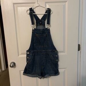 Gap short overalls